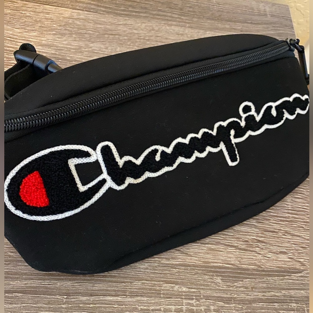 NWOT Champion Prime Sling Waist Pack ( belt bag)